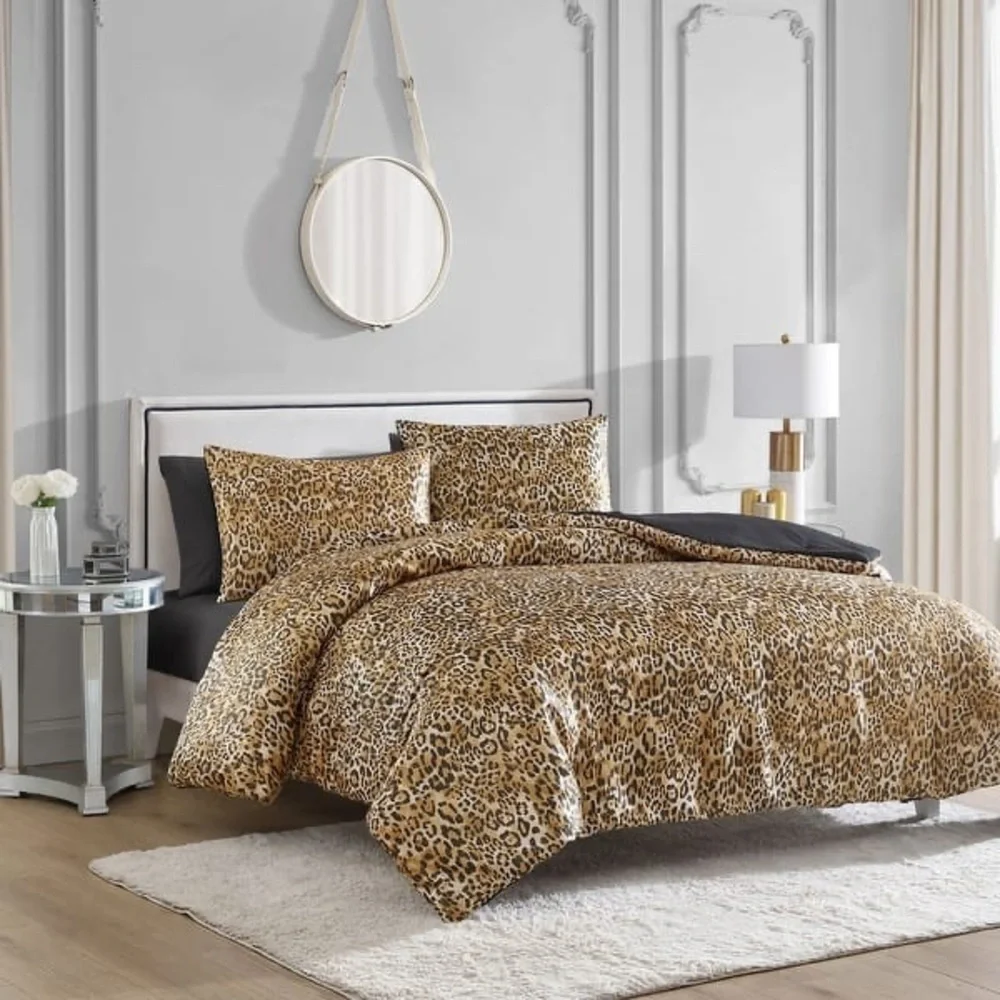 Juicy Couture Monica Leopard Reversible Duvet Sets -QUEEN NEW